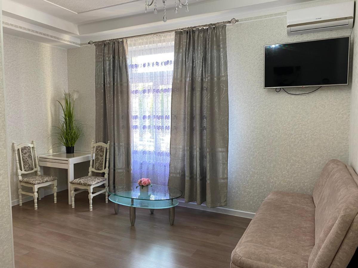 Aparthotel Bonus Winnyzja Exterior foto