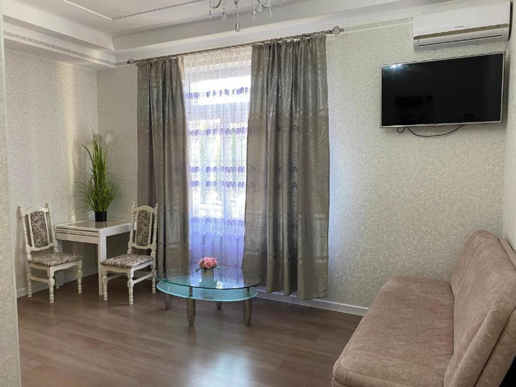 Aparthotel Bonus Winnyzja Exterior foto